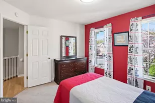 3937 Leaf Lawn Ln, Woodbridge, VA 22192 - Photo 32