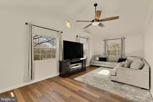 2205 Cherry Hill Rd, Dumfries, VA 22026 - Photo 6