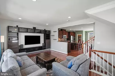 16700 Shackleford Way, Woodbridge, VA 22191 - Photo 4