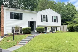 14358 Shaw Ct, Woodbridge, VA 22193 - Photo 1