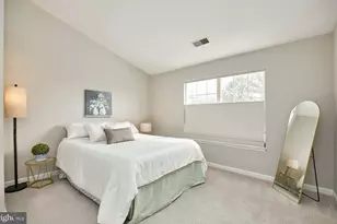 8300 Wallace Ln, Manassas, VA 20109 - Photo 20