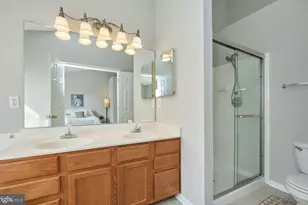 8300 Wallace Ln, Manassas, VA 20109 - Photo 24