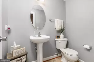 2464 Eastbourne Dr, Woodbridge, VA 22191 - Photo 26