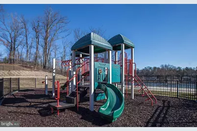 2464 Eastbourne Drive, Woodbridge, VA 22191 - Photo 56