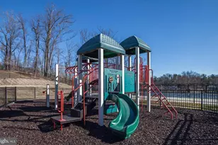 2464 Eastbourne Dr, Woodbridge, VA 22191 - Photo 56