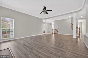 8166 Tenbrook Dr, Gainesville, VA 20155 - Photo 10