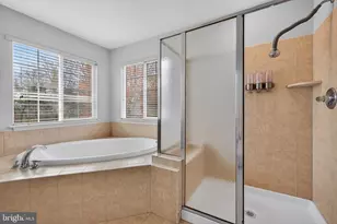 8166 Tenbrook Dr, Gainesville, VA 20155 - Photo 44