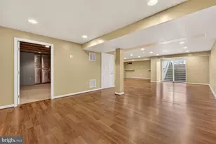 8166 Tenbrook Dr, Gainesville, VA 20155 - Photo 48