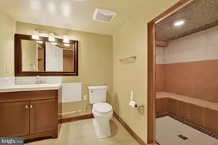 8166 Tenbrook Dr, Gainesville, VA 20155 - Photo 22