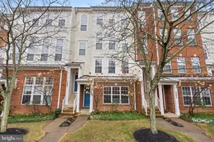 5095 Anchorstone Dr, Woodbridge, VA 22192 - Photo 2