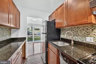 12753 Dara Dr, Woodbridge, VA 22192 - Photo 16