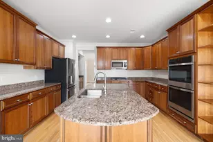 492 Harbor Side St, Woodbridge, VA 22191 - Photo 14