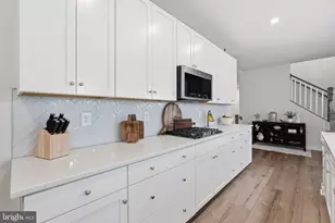 1555 Meadowlark Glen Rd, Dumfries, VA 22026 - Photo 16