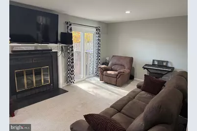 12232 Nutmeg Court, Woodbridge, VA 22192 - Photo 2