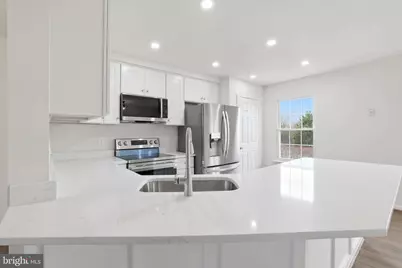 14275 Newbern Loop, Gainesville, VA 20155 - Photo 6