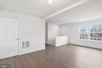 14275 Newbern Loop, Gainesville, VA 20155 - Photo 12