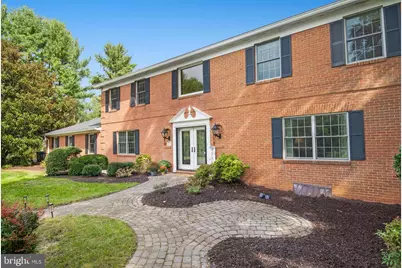 3819 Delashmutt Drive, Haymarket, VA 20169 - Photo 2