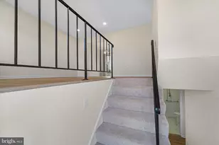 13899 Montoclair Ln, Woodbridge, VA 22193 - Photo 4