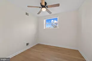 13899 Montoclair Ln, Woodbridge, VA 22193 - Photo 24