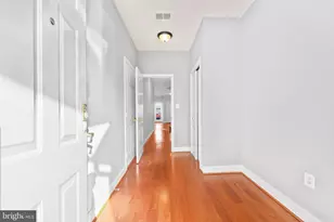 16454 Kenneweg Ct, Woodbridge, VA 22191 - Photo 14