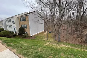 12211 Stevenson Ct, Woodbridge, VA 22192 - Photo 6