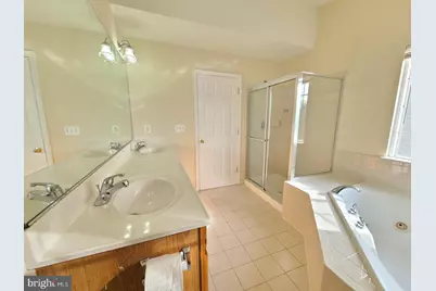 3746 Katie Place, Triangle, VA 22172 - Photo 6