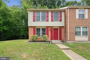 3601 Wharf Ln, Triangle, VA 22172 - Photo 2