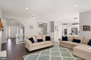 2927 Myrtlewood Dr, Dumfries, VA 22026 - Photo 10