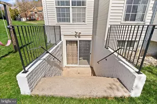 2927 Myrtlewood Dr, Dumfries, VA 22026 - Photo 60