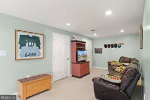 2927 Myrtlewood Dr, Dumfries, VA 22026 - Photo 48