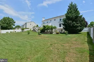 13195 Quade Ln, Woodbridge, VA 22193 - Photo 4