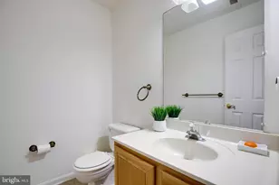 13931 Ruler Ct, Woodbridge, VA 22193 - Photo 22