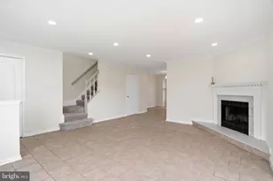 2760 Brier Pond Cir, Woodbridge, VA 22191 - Photo 6