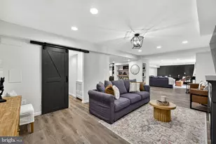 4341 Banbury Dr, Gainesville, VA 20155 - Photo 6