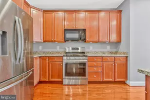 15931 Greymill Manor Dr, Haymarket, VA 20169 - Photo 8