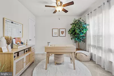 15353 Rosemont Manor Drive, Haymarket, VA 20169 - Photo 6