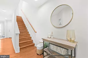 15353 Rosemont Manor Dr, Haymarket, VA 20169 - Photo 8