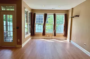 6866 Witton Cir, Gainesville, VA 20155 - Photo 14