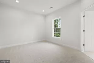 14496 Aurora Dr, Woodbridge, VA 22193 - Photo 54