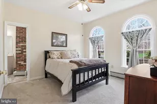 11547 Gunner Ct, Woodbridge, VA 22192 - Photo 32