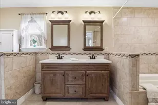 11547 Gunner Ct, Woodbridge, VA 22192 - Photo 40