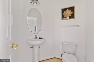 16796 Sweeney Ln, Woodbridge, VA 22191 - Photo 8