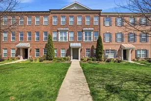 15415 Rosemont Manor Dr, Haymarket, VA 20169 - Photo 1