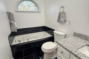 13017 Taxi Dr, Woodbridge, VA 22193 - Photo 16