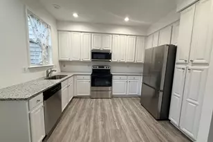 13017 Taxi Dr, Woodbridge, VA 22193 - Photo 6