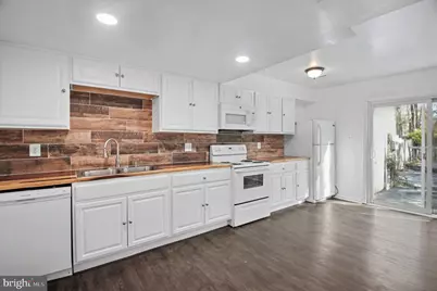 14113 Morrison Court, Woodbridge, VA 22193 - Photo 8