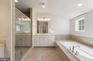 17200 Miss Packard Ct, Dumfries, VA 22026 - Photo 30