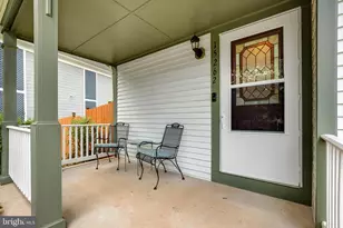 15262 Larkspur Ln, Dumfries, VA 22025 - Photo 4