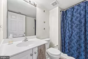6741 Edgartown Way, Gainesville, VA 20155 - Photo 22