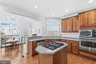 6741 Edgartown Way, Gainesville, VA 20155 - Photo 14